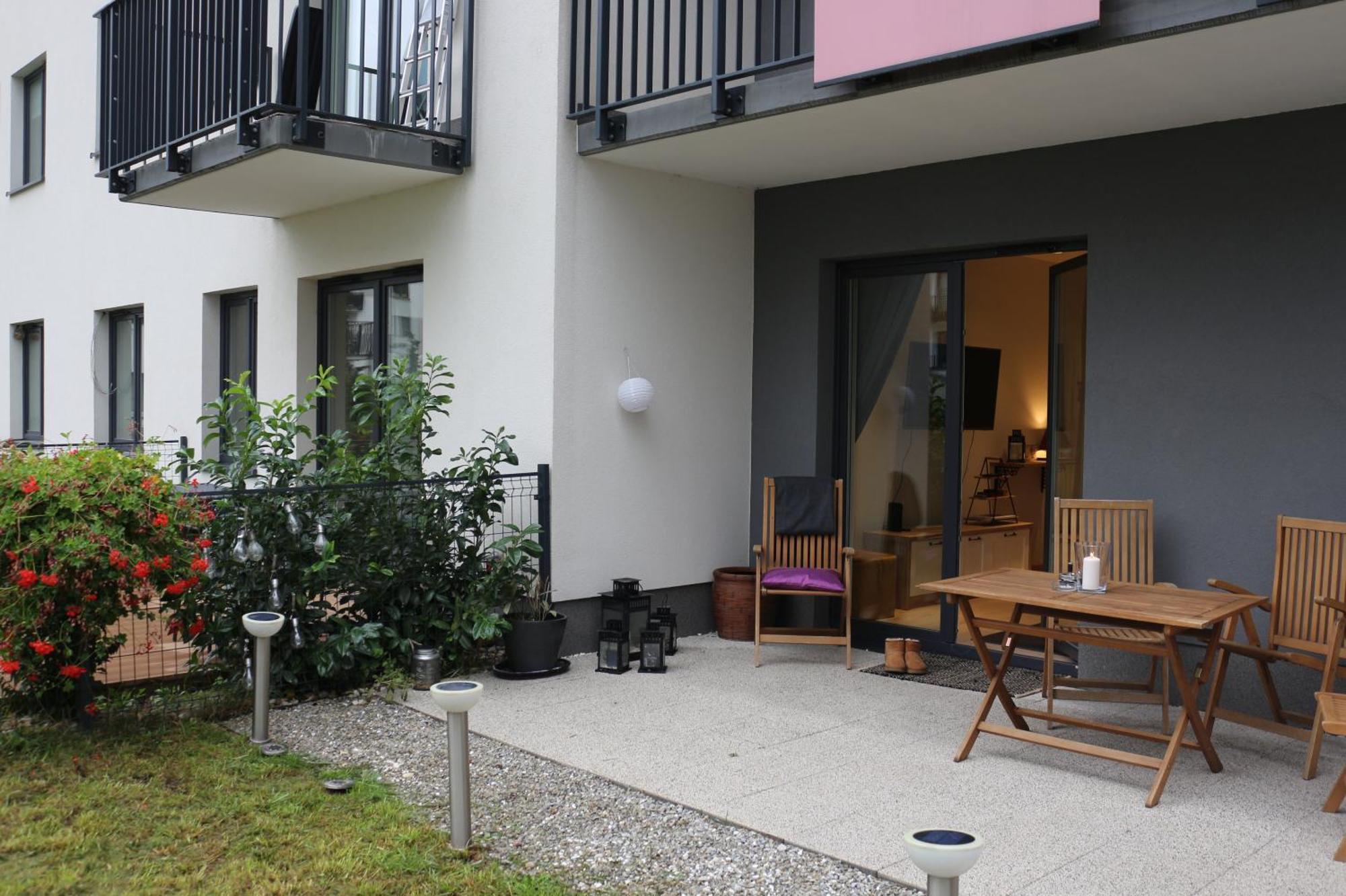 Relax&Comfort New Waw 50 Sqm With Terrace, Garden, Free Parking And Ac وارسو المظهر الخارجي الصورة